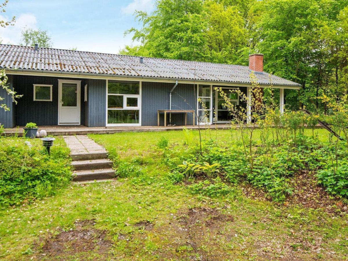 6 Person Holiday Home In Glesborg Fjellerup Strand エクステリア 写真