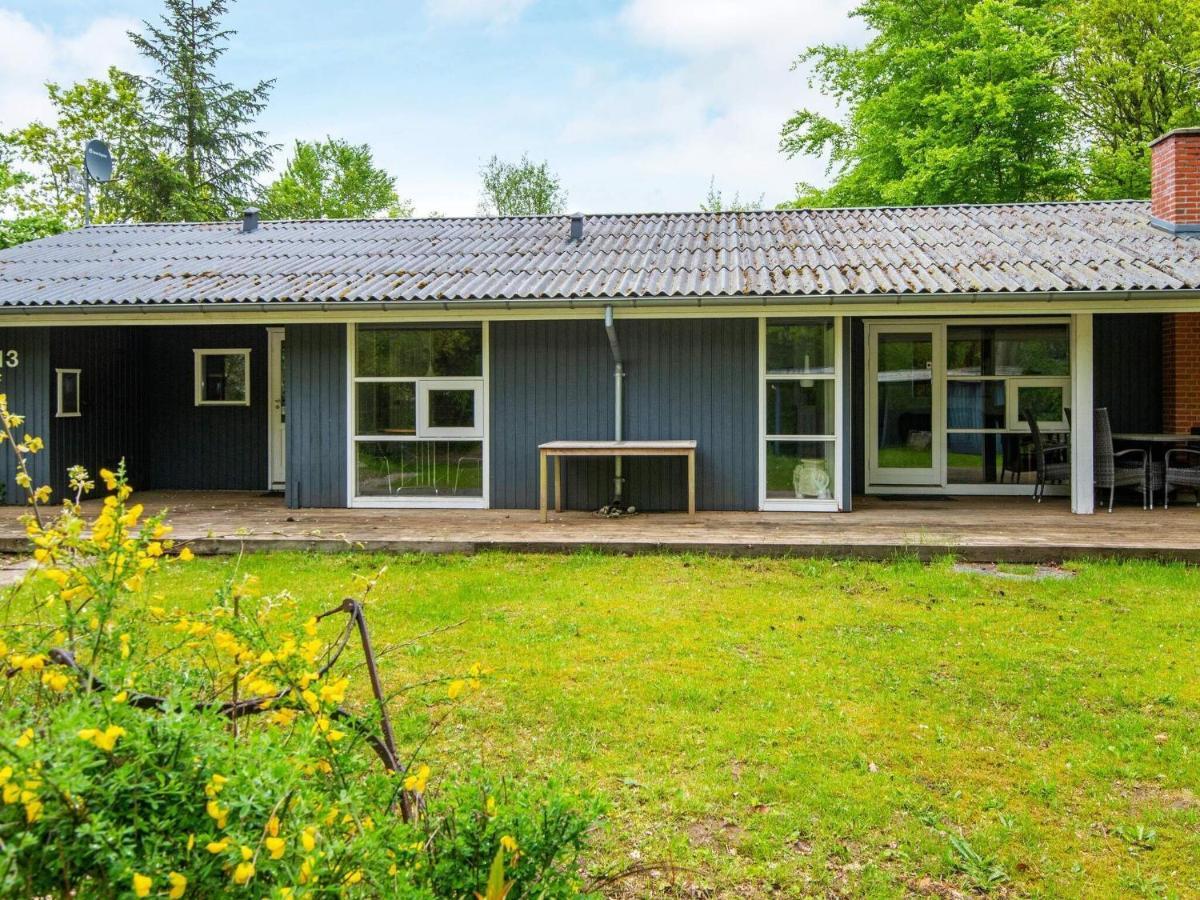 6 Person Holiday Home In Glesborg Fjellerup Strand エクステリア 写真